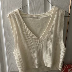 Bluenotes off white sweater vest